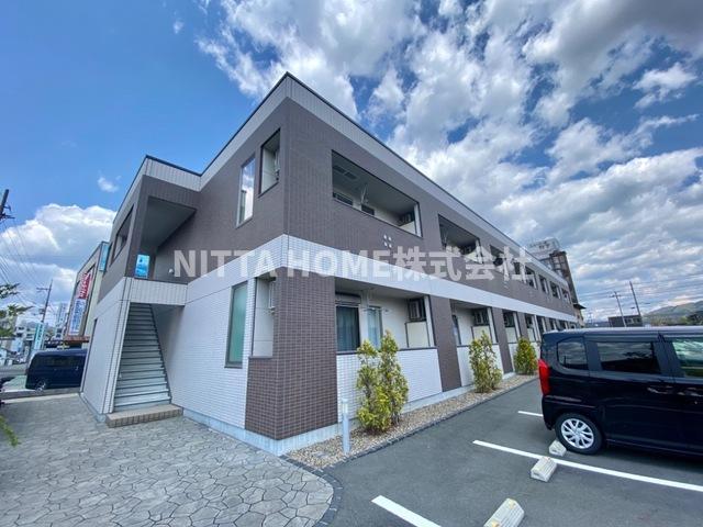 建物外観　コンビニやスーパー、商業施設などが徒歩近くて便利です◇