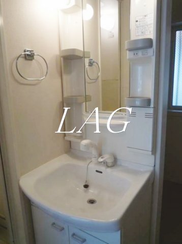 洗面設備　独立洗面台です。