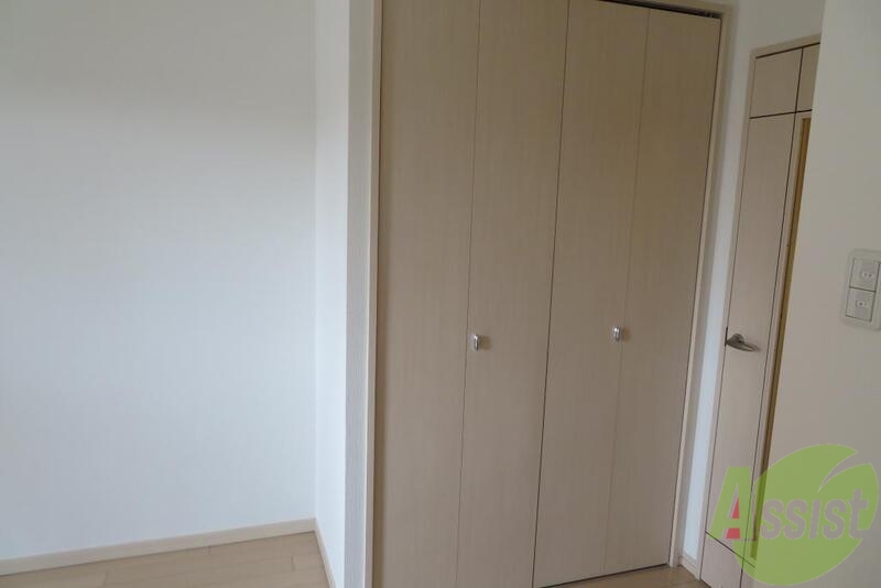 収納　収納は天高までしっかりございます。