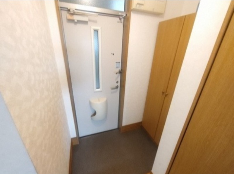 玄関　図面と現状に相違がある場合には現状を優先