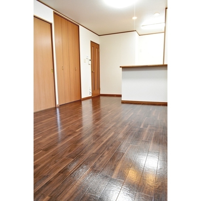 居室・リビング　ＬＤＫ１３．８帖　※イメージ・間取り反転あり