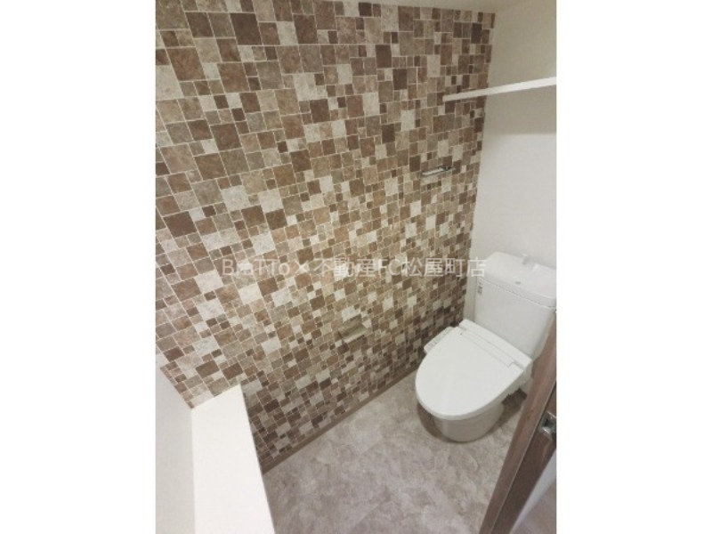 トイレ　トイレ（ウォシュレット付き）