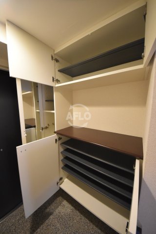 収納　グランアッシュ野江　玄関収納