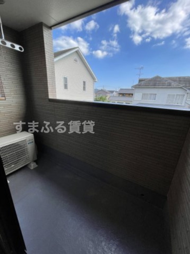 バルコニー　同仕様　同施工会社　サンルーム