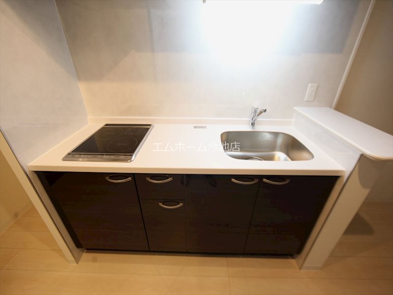 キッチン　システムキッチン（IH2口コンロ付）カウンターキッチン