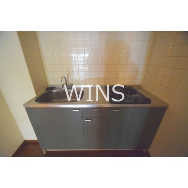 キッチン　※同タイプの別部屋参考写真です。