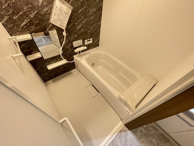 バス・シャワールーム　浴室