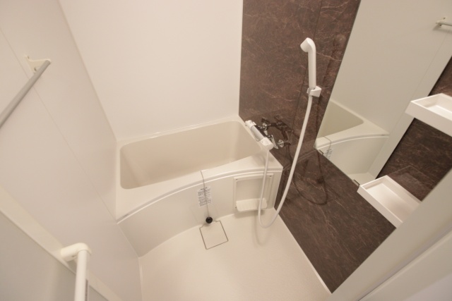 バス・シャワールーム　※別室の参考写真の為、現況優先です。