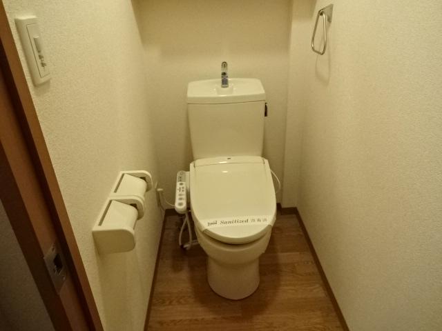 トイレ　シャワー付トイレ