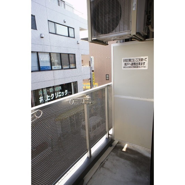 バルコニー　※同タイプの別部屋の写真です。