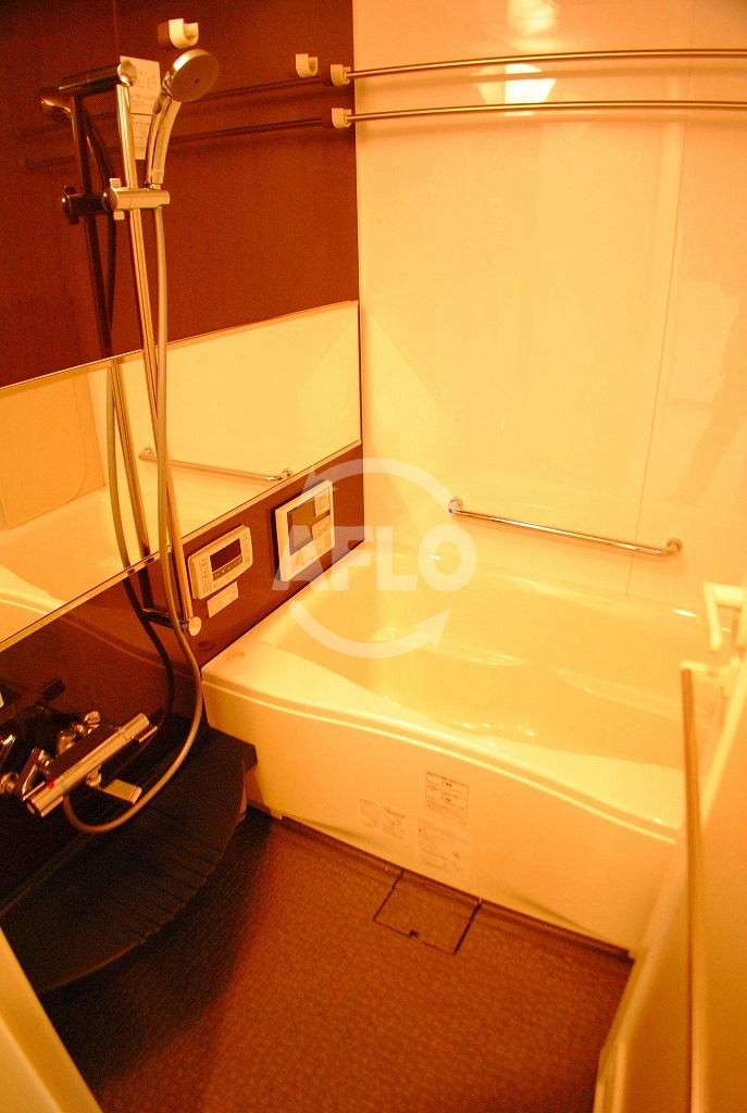 バス・シャワールーム　エステムプラザ心斎橋EASTIVブランディア　浴室