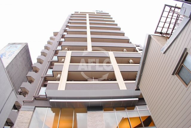 建物外観　エステムプラザ心斎橋EASTIVブランディア　外観