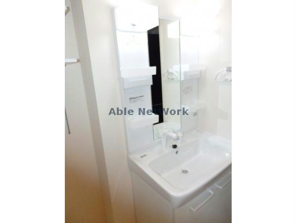 洗面設備　洗髪洗面化粧台