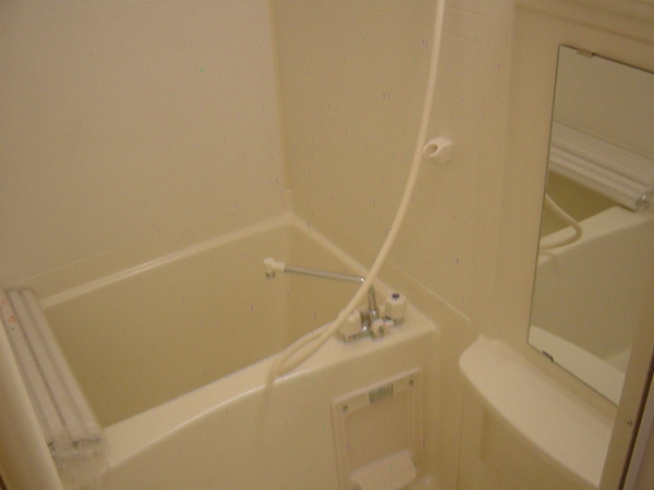 バス・シャワールーム　一日の疲れを癒してください