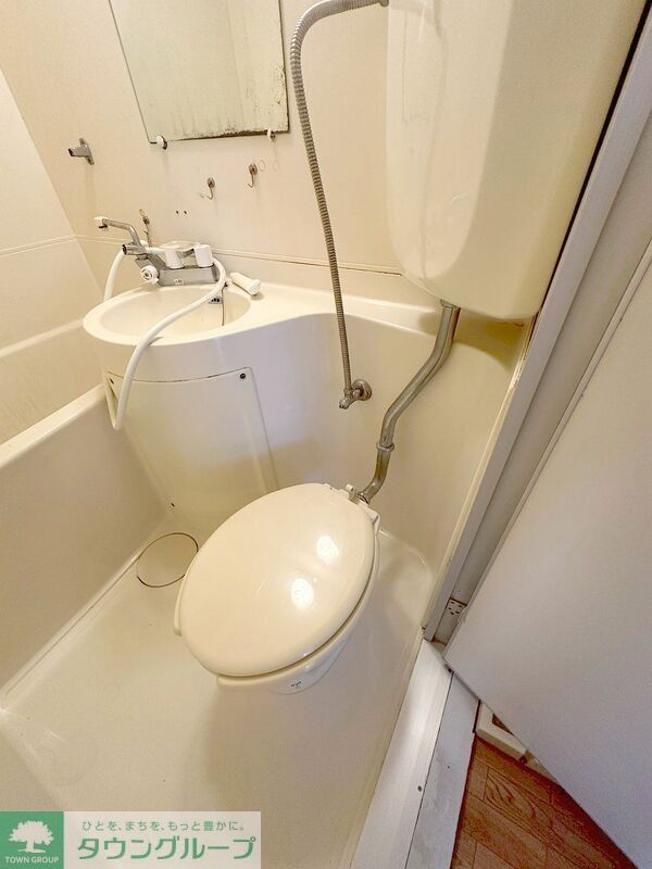 トイレ　トイレ