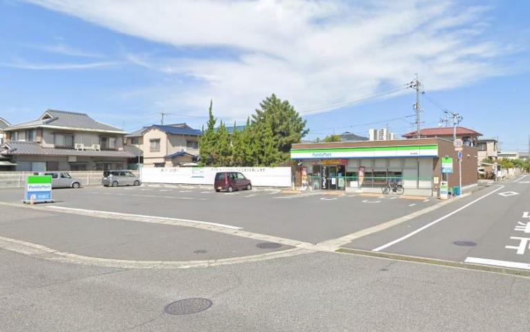 コンビニ　ファミリーマート 岡山築港店（コンビニ）まで345m