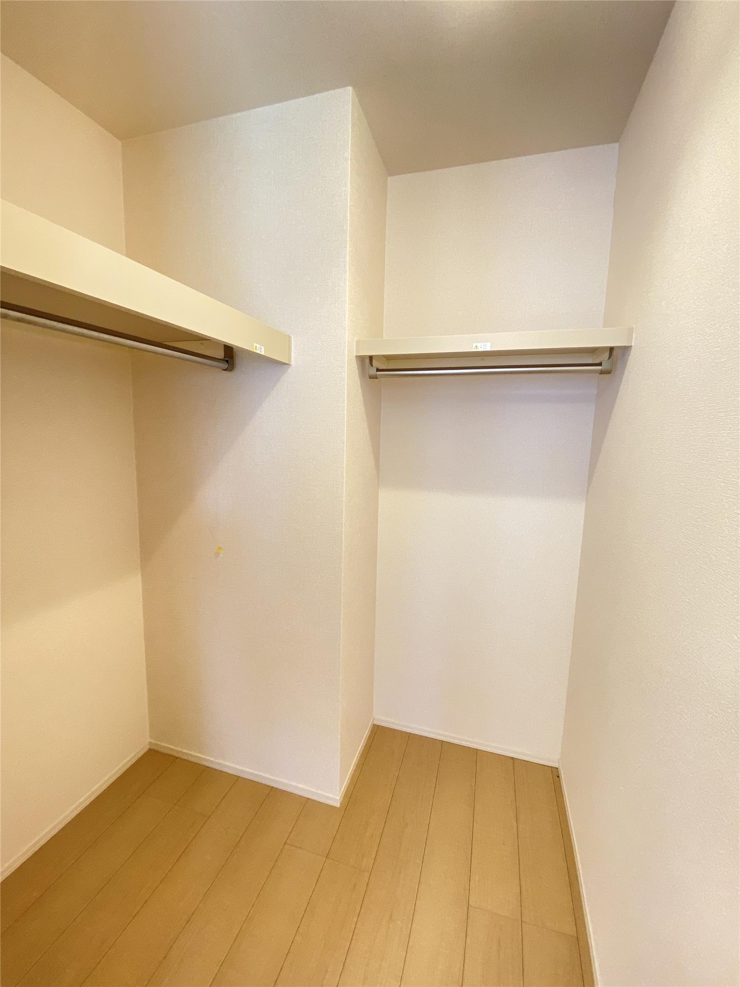 収納　ウォークインクローゼット