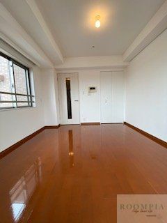 居室・リビング　家電等は撤去されます