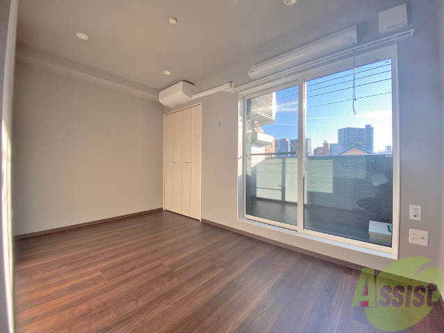 居室・リビング　南向きなので日当たりも良好ですよ～。嬉しいですね。