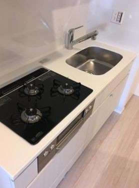 キッチン　※同仕様写真含む