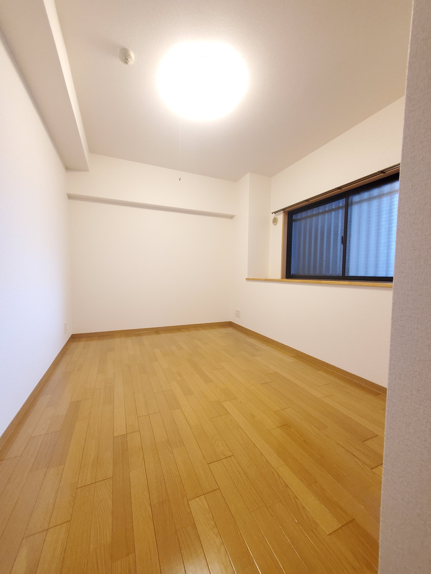 その他部屋・スペース　各部屋に収納クローゼット有り