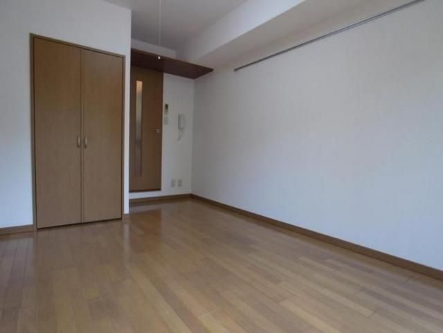 その他部屋・スペース　洋室６．０帖フローリングのお部屋です