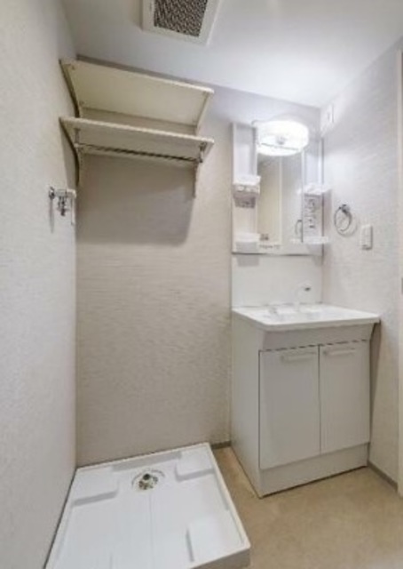 洗面設備　同仕様