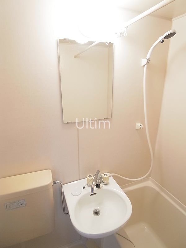 洗面設備　別部屋のお写真です。ご参考までに！