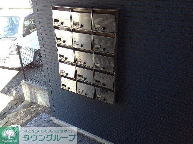 エントランス　集合ポスト