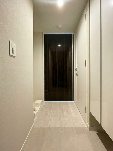 玄関　La Perla Ichigaya-Sadoharacho