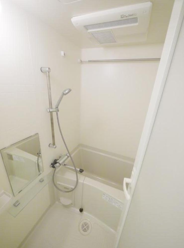 バス・シャワールーム　風呂