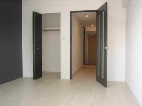 居室・リビング　室内