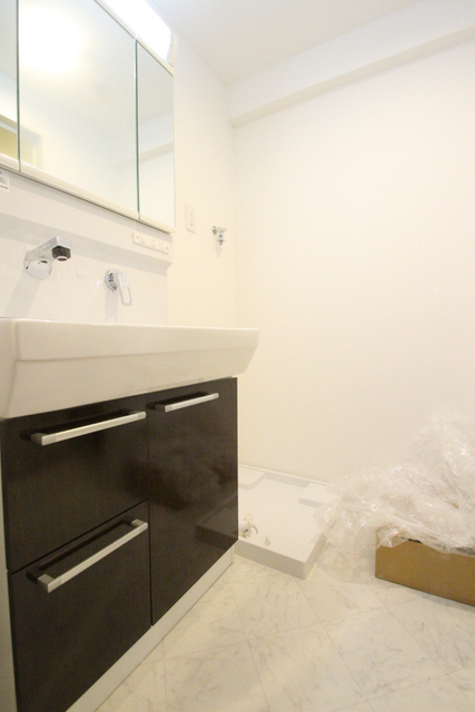 その他部屋・スペース　※同じ間取の別室の参考写真です。