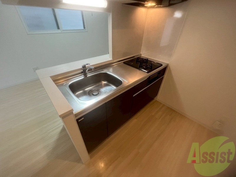 キッチン　キッチンはスペースも広々していて使いやすそうですよ！