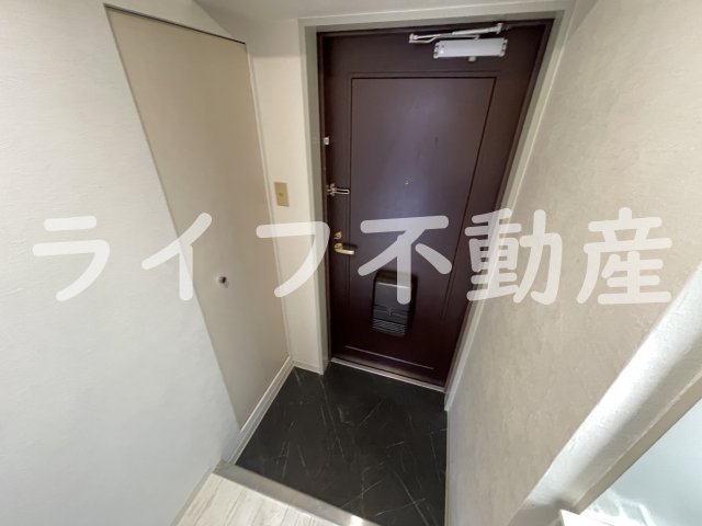 玄関　シンプルで使いやすい玄関です