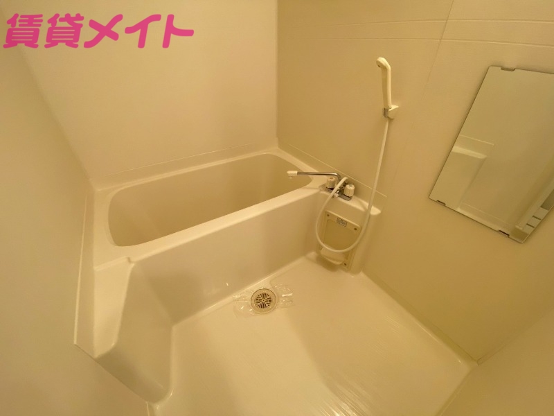 バス・シャワールーム　別部屋画像参考