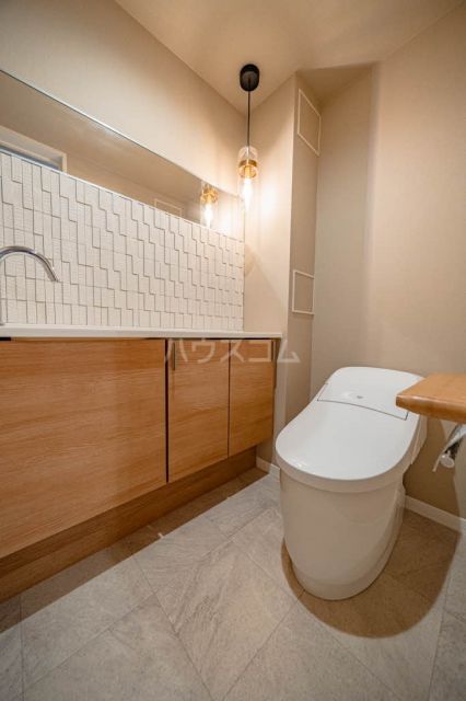エクラージュ山手町のトイレ写真