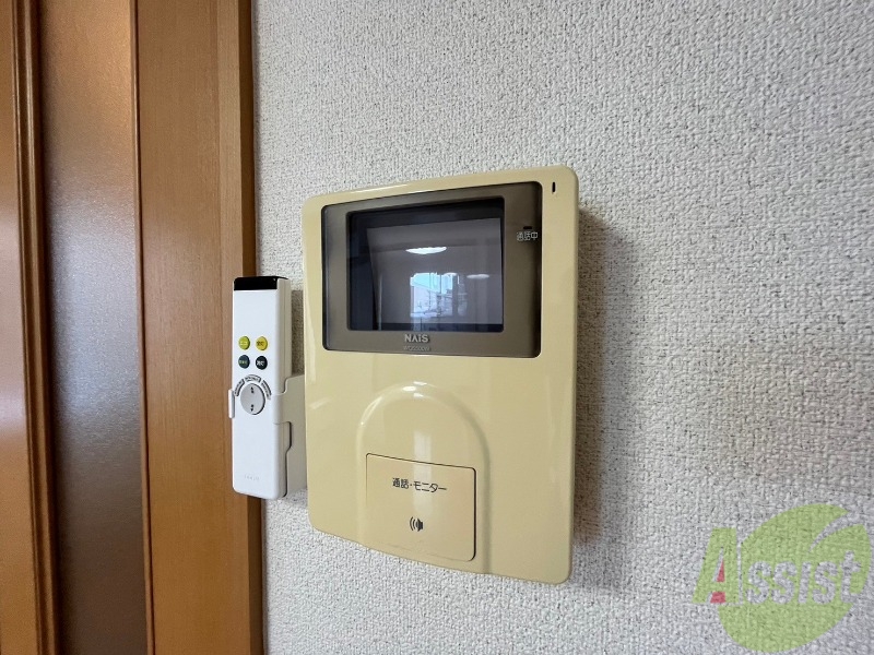 セキュリティ　ＴＶモニター付インターホンです。来客者の顔が見えるので安心！