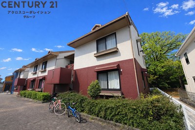 建物外観　モニター付きインターホンで安心！