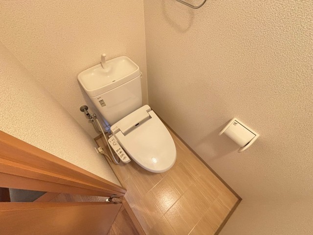 トイレ　別号室の写真です