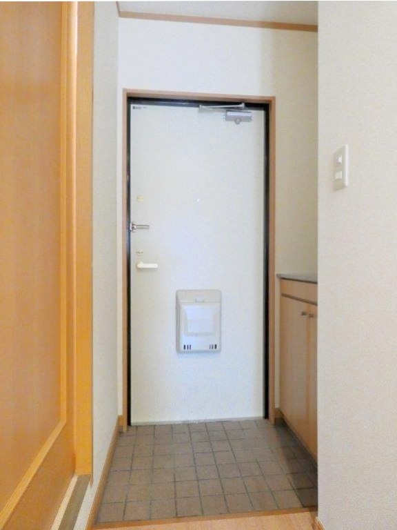 玄関　図面と現状に相違がある場合には現状を優先