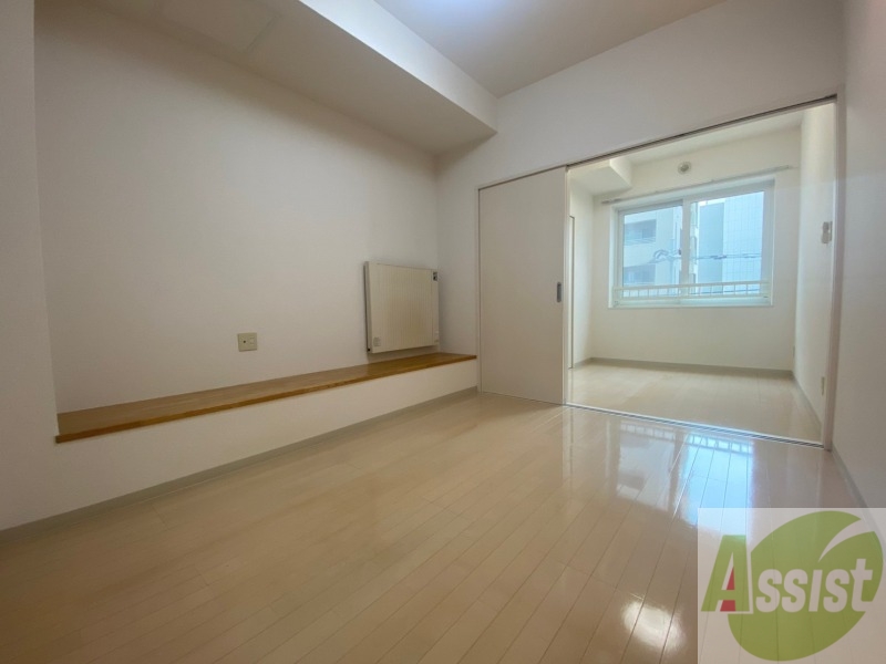 居室・リビング　広くてキレイなお部屋が広がっていて、充実した生活が送れそう。