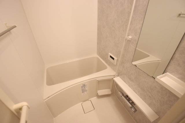 バス・シャワールーム　※別部屋参考写真となります※