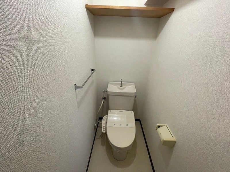 トイレ　※同物件　別部屋写真参照※