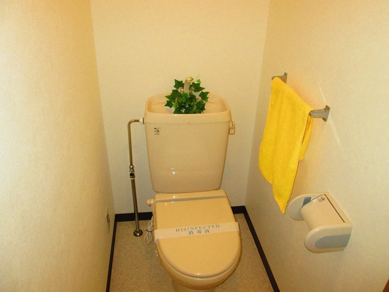 トイレ　別部屋参考写真