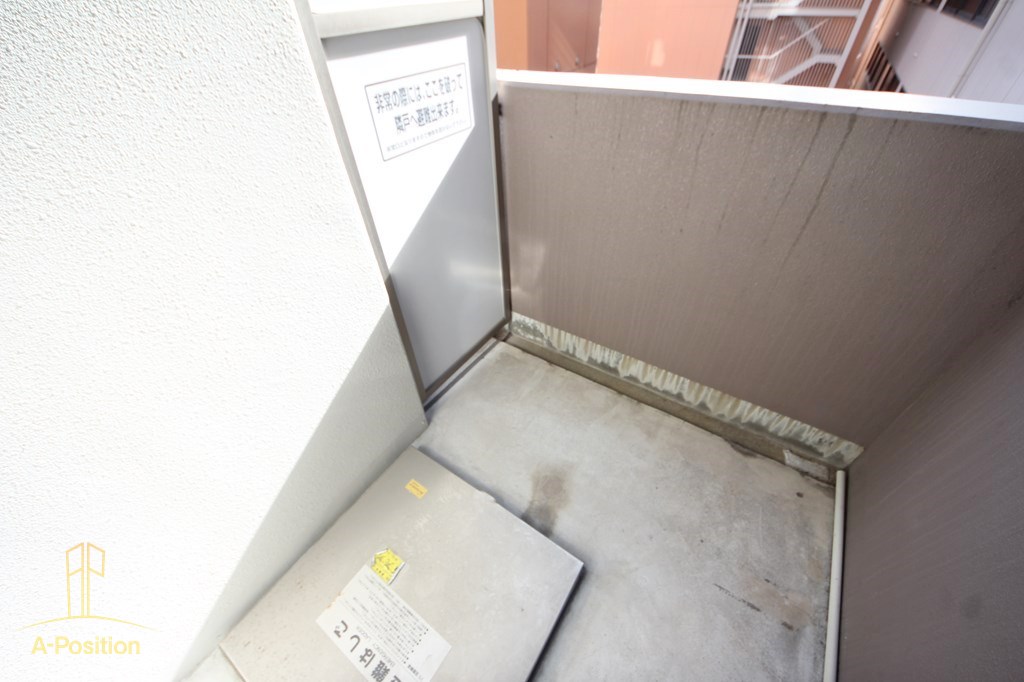 バルコニー　KDX堺筋本町レジデンス