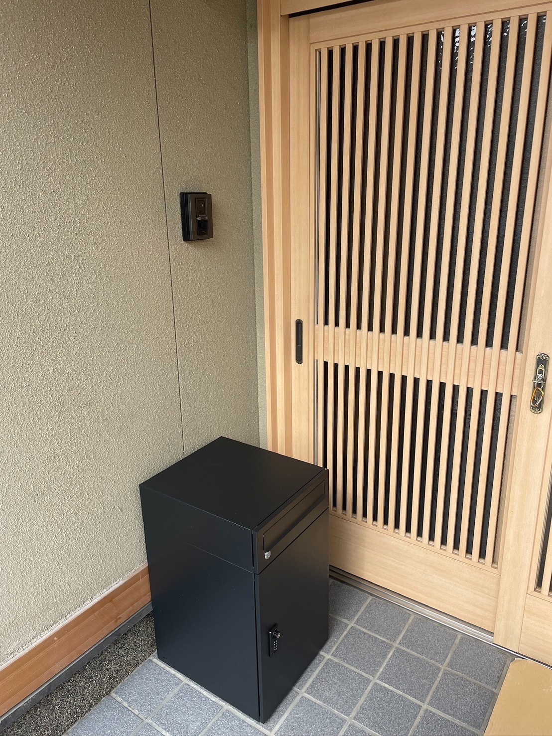 玄関　津高戸建