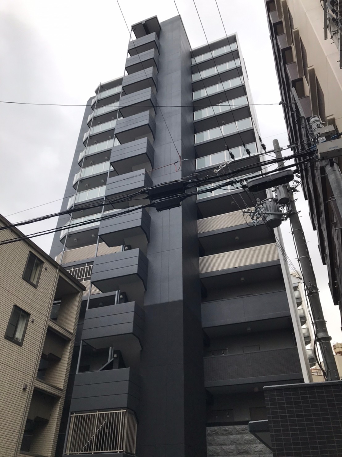 建物外観　※同建築物別部屋(同仕様)