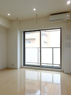 居室・リビング　別タイプ部屋　参考写真です