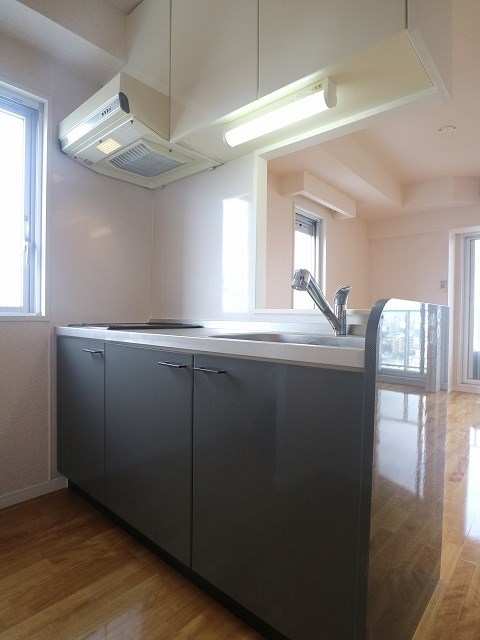 キッチン　別部屋参考写真。